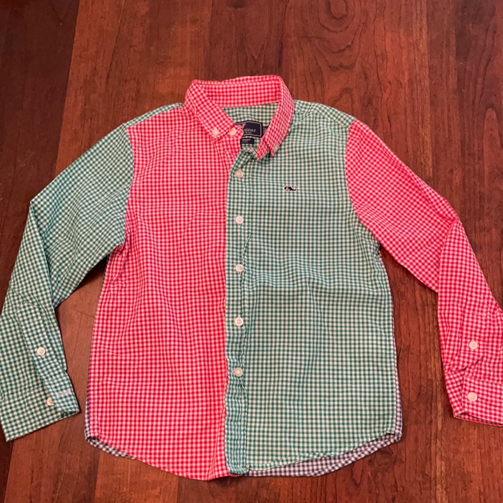 Vineyard Vines Boys Button Down size 5